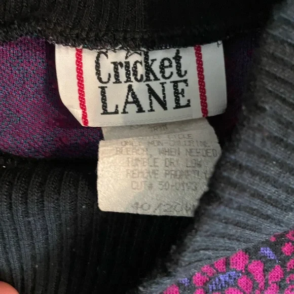 Vintage Magenta and Black Cricket Lane Mock Neck Sweater - Picture 2 of 3